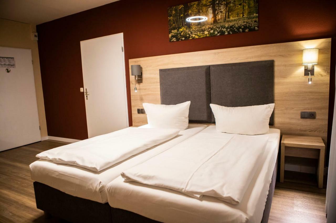 King Room Roll Shower Disability Access
